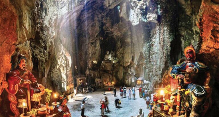 Trajet de Hoi An aux Montagnes de Marbre en voiture privée