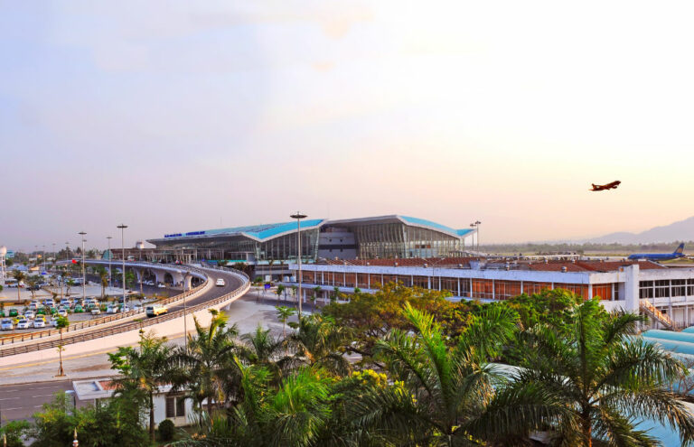 Trajet de l’aéroport de Da Nang à Hoi An en Voiture Privée